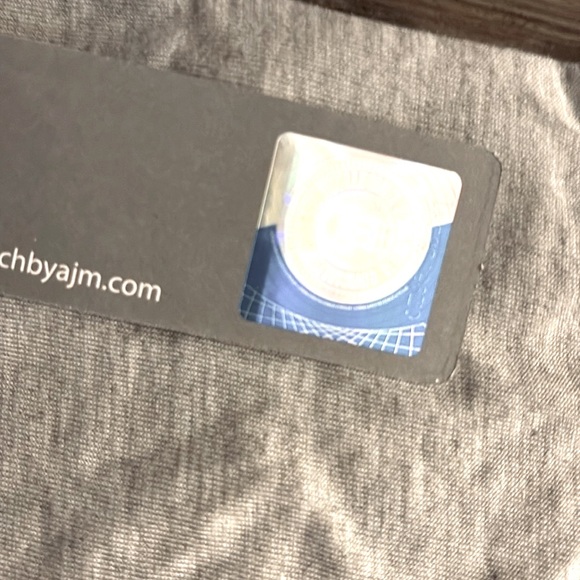 NWT [Touch By Alyssa Milano] Michigan Wolverines NCAA Long-Sleeve Top Women’s S - Picture 10 of 10